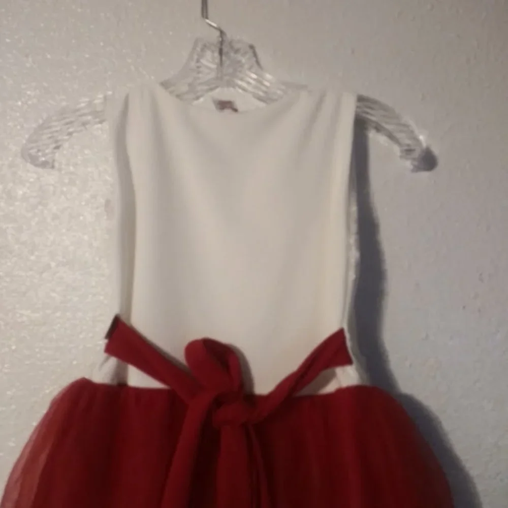 Creaciones Maravilla Platin girls size (8) red and white dress